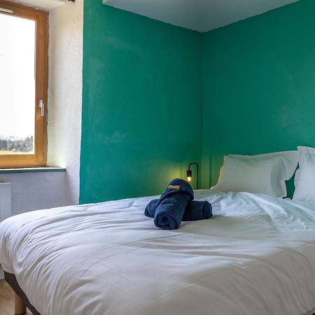 Bed and Breakfast Domaine Du Coq En Pat Augerolles Экстерьер фото
